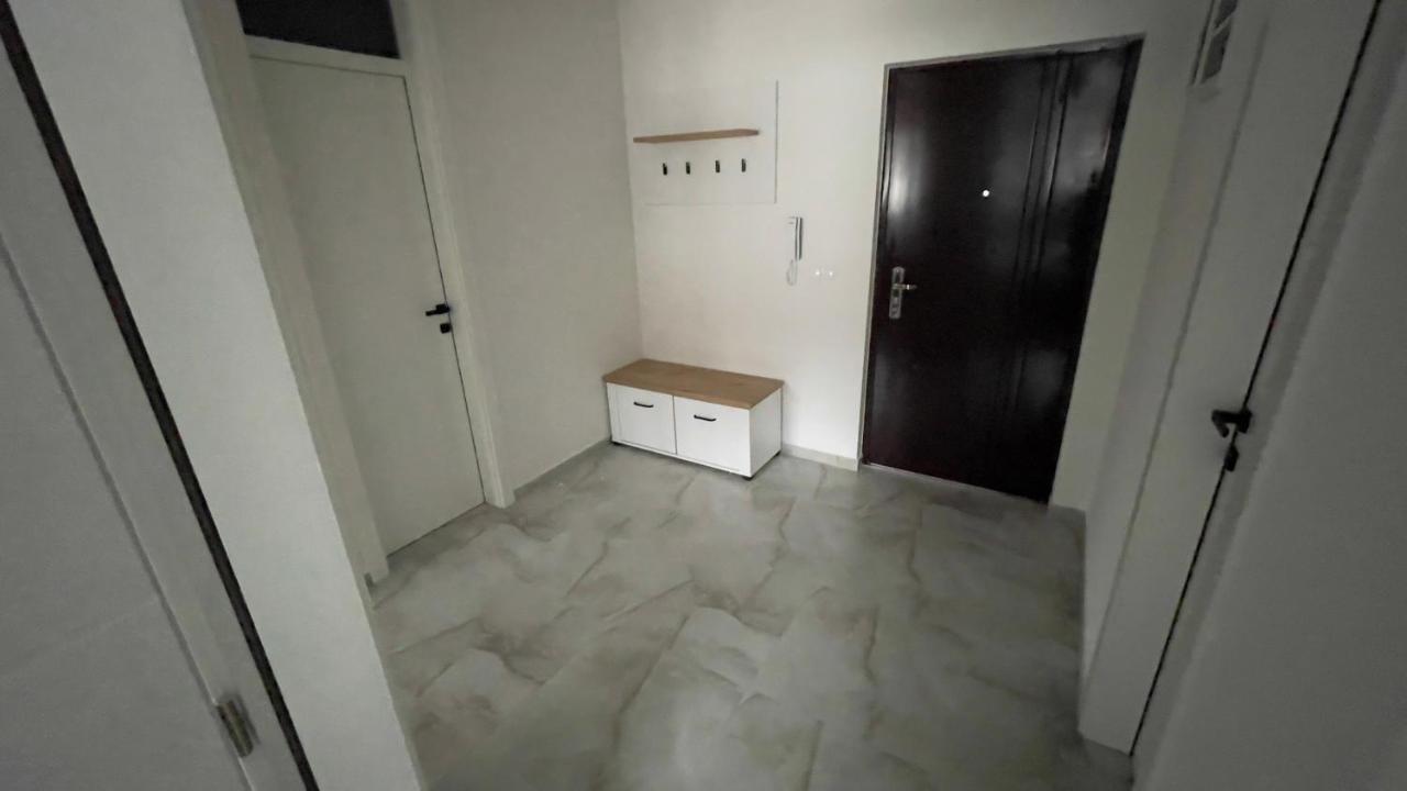 Apartman Lux Apartment Zepce Екстериор снимка