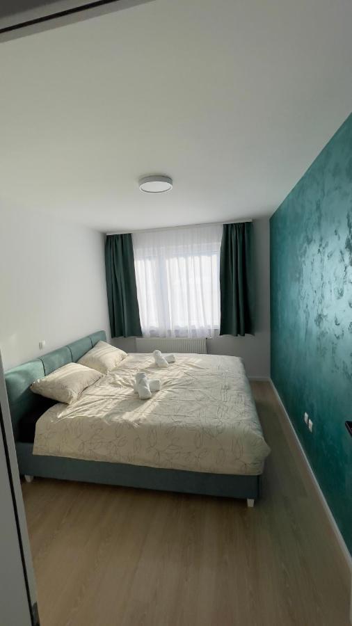 Apartman Lux Apartment Zepce Екстериор снимка