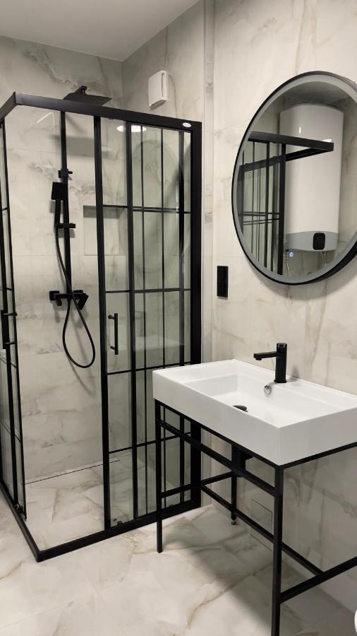 Apartman Lux Apartment Zepce Екстериор снимка